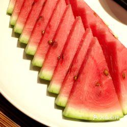 餐厅视频吃瓜怎么拍好看