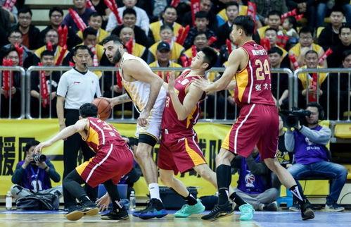 cba浙江球员吃瓜视频,揭秘场下花絮与球员生活