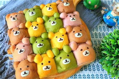 大瓜头吃小熊饼干视频,趣味横生萌态十足