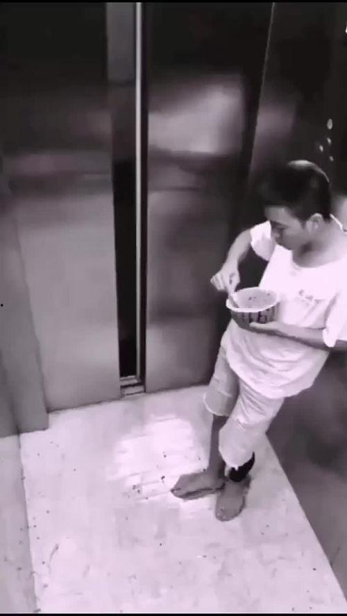 吃瓜群众拍到一幕视频,视频曝光惊人瞬间！  第2张