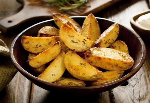 瓢瓜土豆蒸着吃的做法视频,瓢瓜土豆蒸制新吃法，简单易学，营养满分