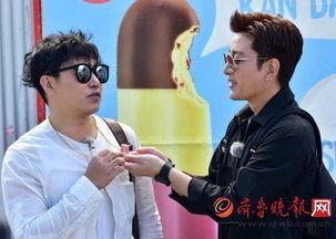 花样男团吃瓜组视频,揭秘幕后吃瓜瞬间，笑料百出！  第3张