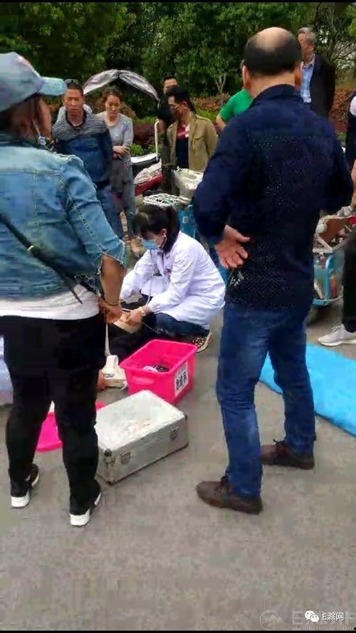 正宗的吃瓜大爷图片视频,图视频中的趣味瞬间  第3张