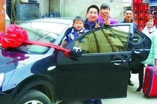 南宁买车事件奇葩吃瓜视频,一场令人捧腹的吃瓜视频大揭秘  第2张